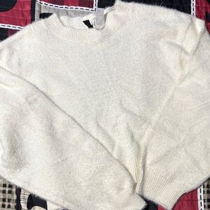 H&M Cream Women's Crew Neck Sweater